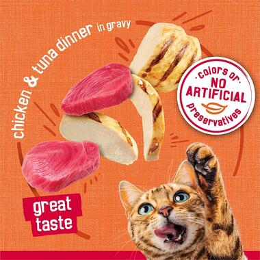 Friskies Prime Filets Chicken & Tuna Dinner in Gravy Wet Cat Food 156g