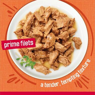 Friskies Prime Filets Chicken & Tuna Dinner in Gravy Wet Cat Food 156g