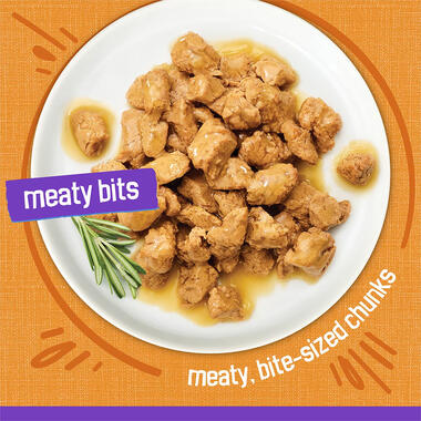 Friskies Meaty Bits Chicken Dinner in Gravy Wet Cat Food