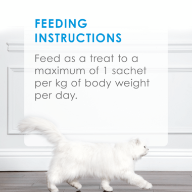 Fancy Feast® Adult Puree Kiss Chicken Puree With Tuna Flakes